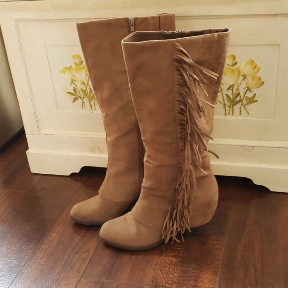 Fergie Shoes - Fergalicious Boots